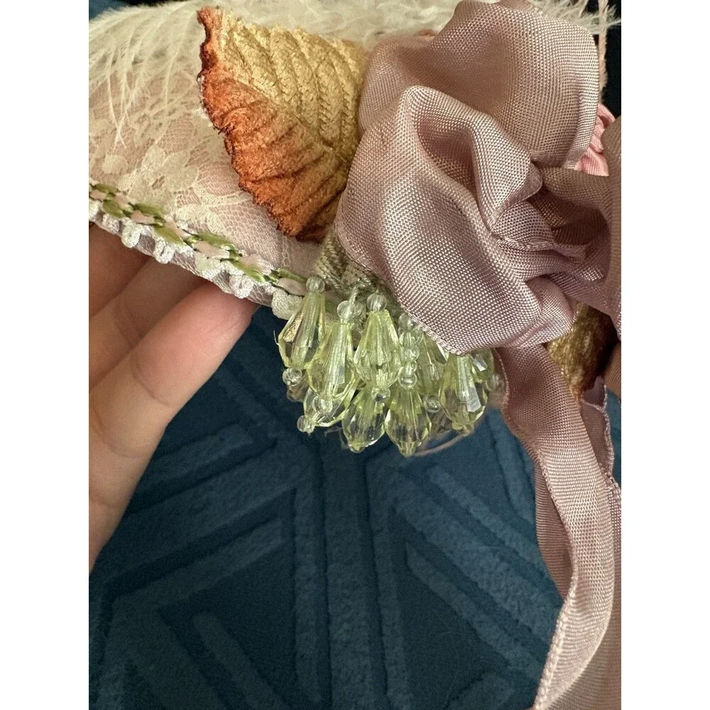 Vintage 1950s/60s Pink Lace & Feather Percher Cocktail Hat Miniature Fascinator